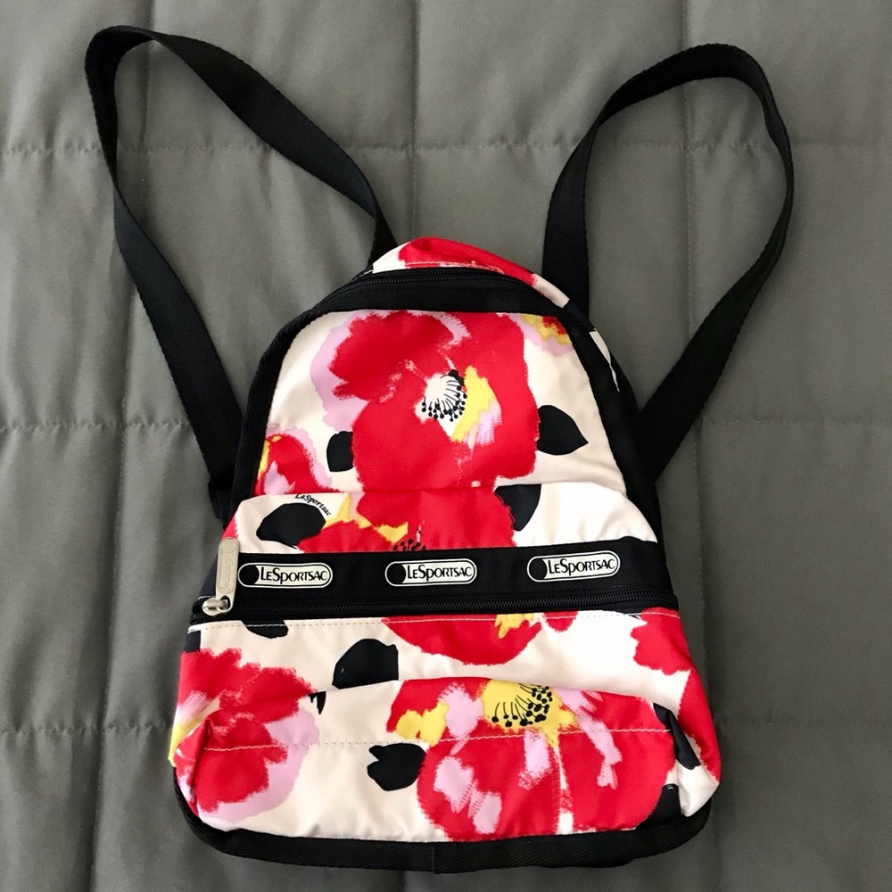 LeSportsac Mini Basic Backpack in Garden Poppy–EUC